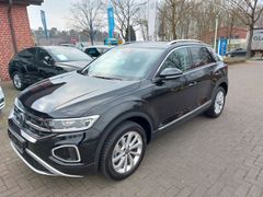 T-Roc 1,5TSI Style AHK*DSG*NAVI*LED*