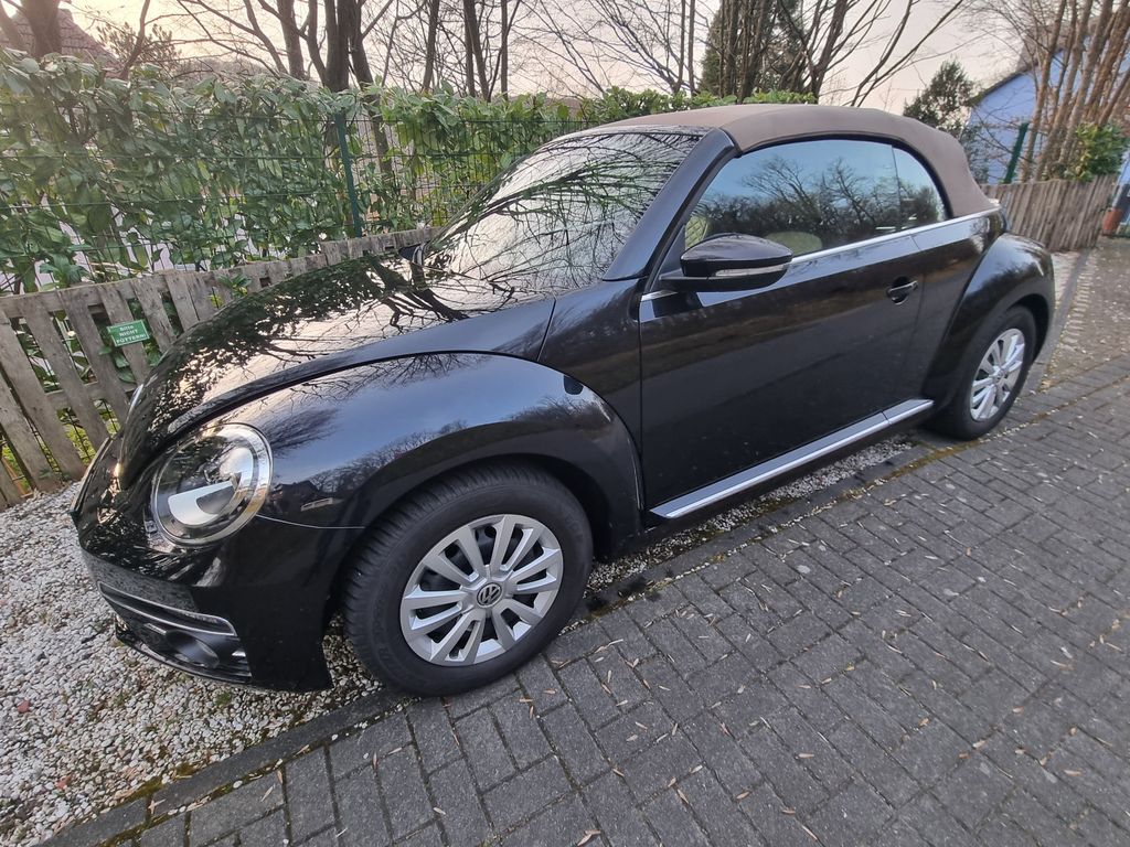 Image of Volkswagen Beetle