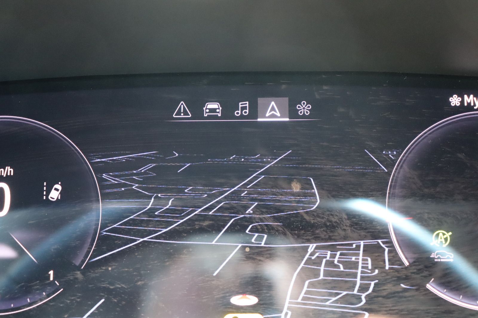 Fahrzeugabbildung Renault Arkana * LED * RFK * Lenkradhzg.