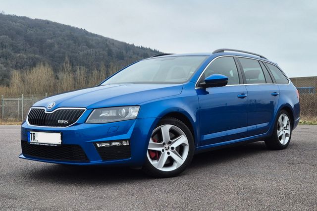 Skoda Octavia Combi RS 2.0 TSI, 1.Hand, Smart Link.