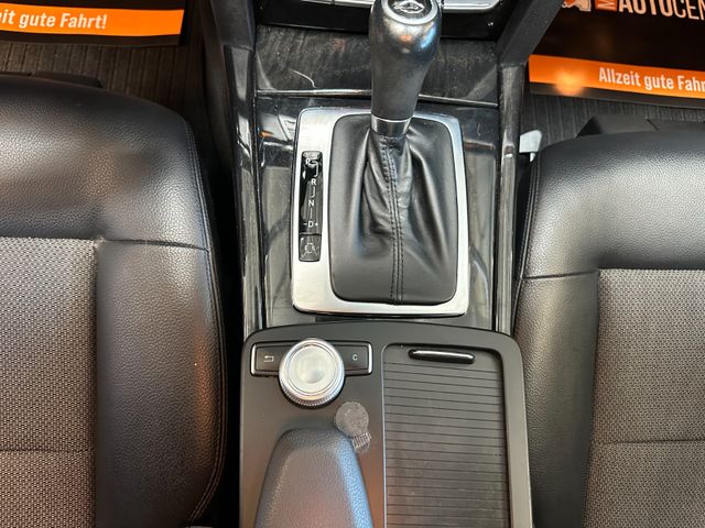 MYAUTOCENTER – Gebraucht- und Jahreswagen mit Werkstattservice in Pfaffenhofen Mercedes-Benz E 200 *AHK*Abstandstempo*Teilleder*Szhz*