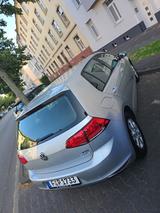 Volkswagen VW Golf sehr sparsames Auto - mit Benzin-Antrieb: Sparsame