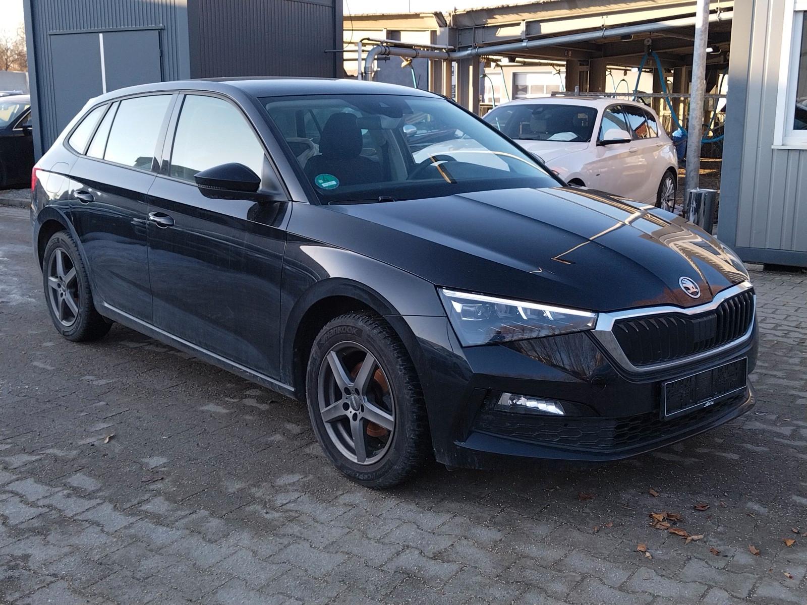 Skoda Scala 1.6 TDI Style+CAM+PANO+SHZ+PDC+TEMPOMAT