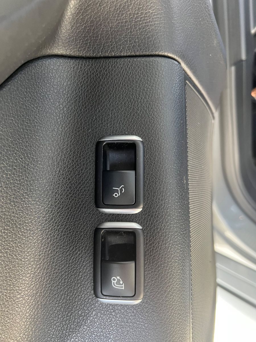 Fahrzeugabbildung Mercedes-Benz GLE 350 d 4Matic AMG LINE *SCHIEBEDACH*ANHK*