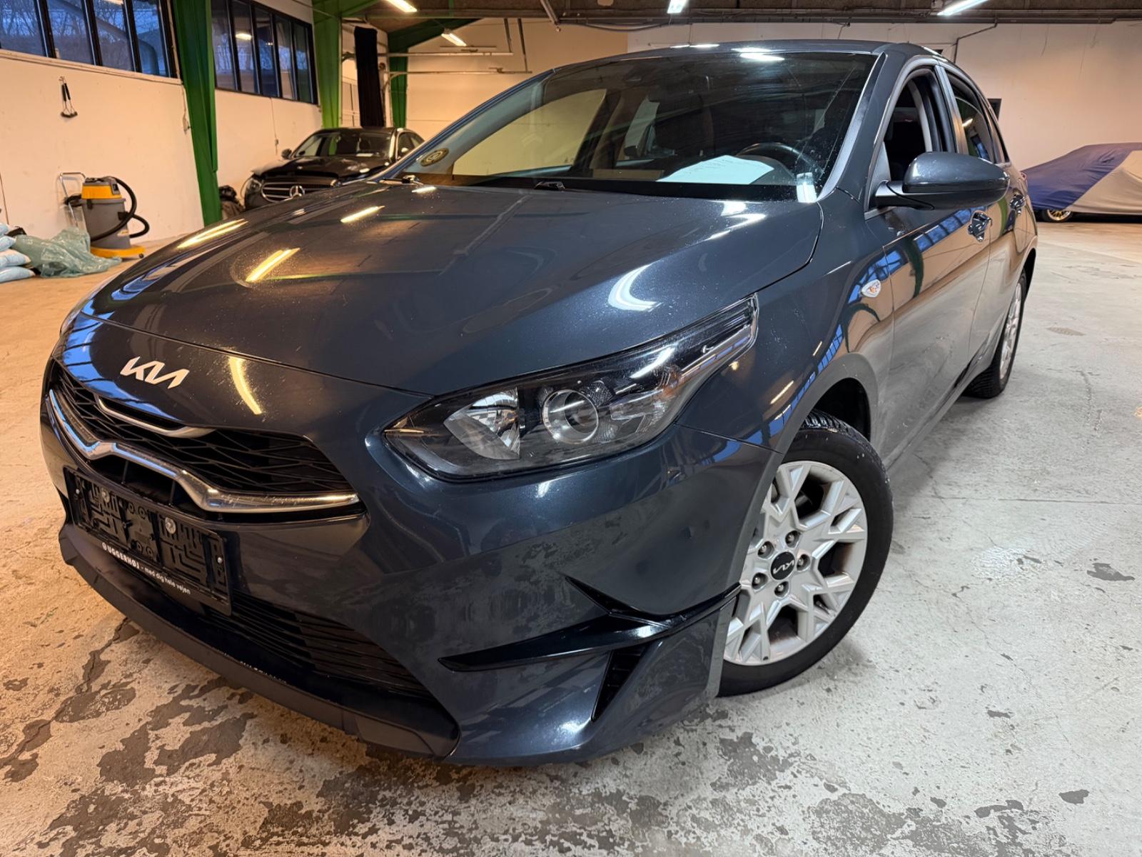 Kia cee'd / Ceed 1.0 T-GDI 100 Edition 7