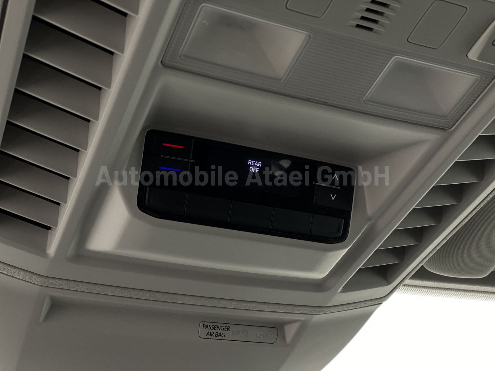 Fahrzeugabbildung Volkswagen Crafter 35 Plus *Mixto+6-Sitze* AHK 3,0t 2682