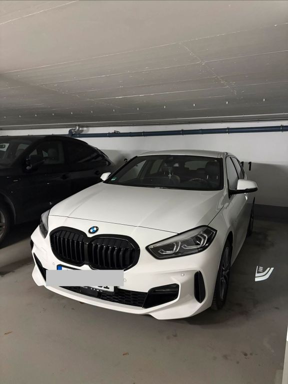 Image of BMW 118