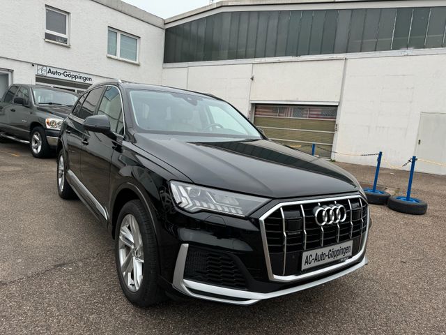 Audi Q7 55 TFSI Quattro / 7 Sitzer /S Line