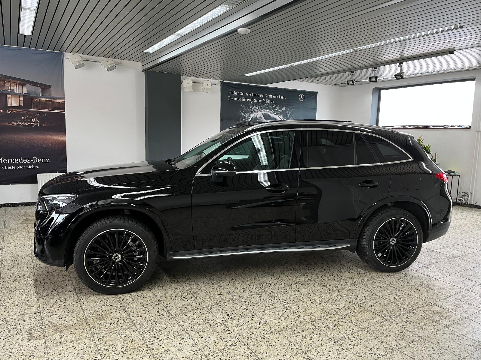 Mercedes-Benz GLC 300 e 4Ma AMG Line NAV/LED/PSD/AHK/DISTR/20"