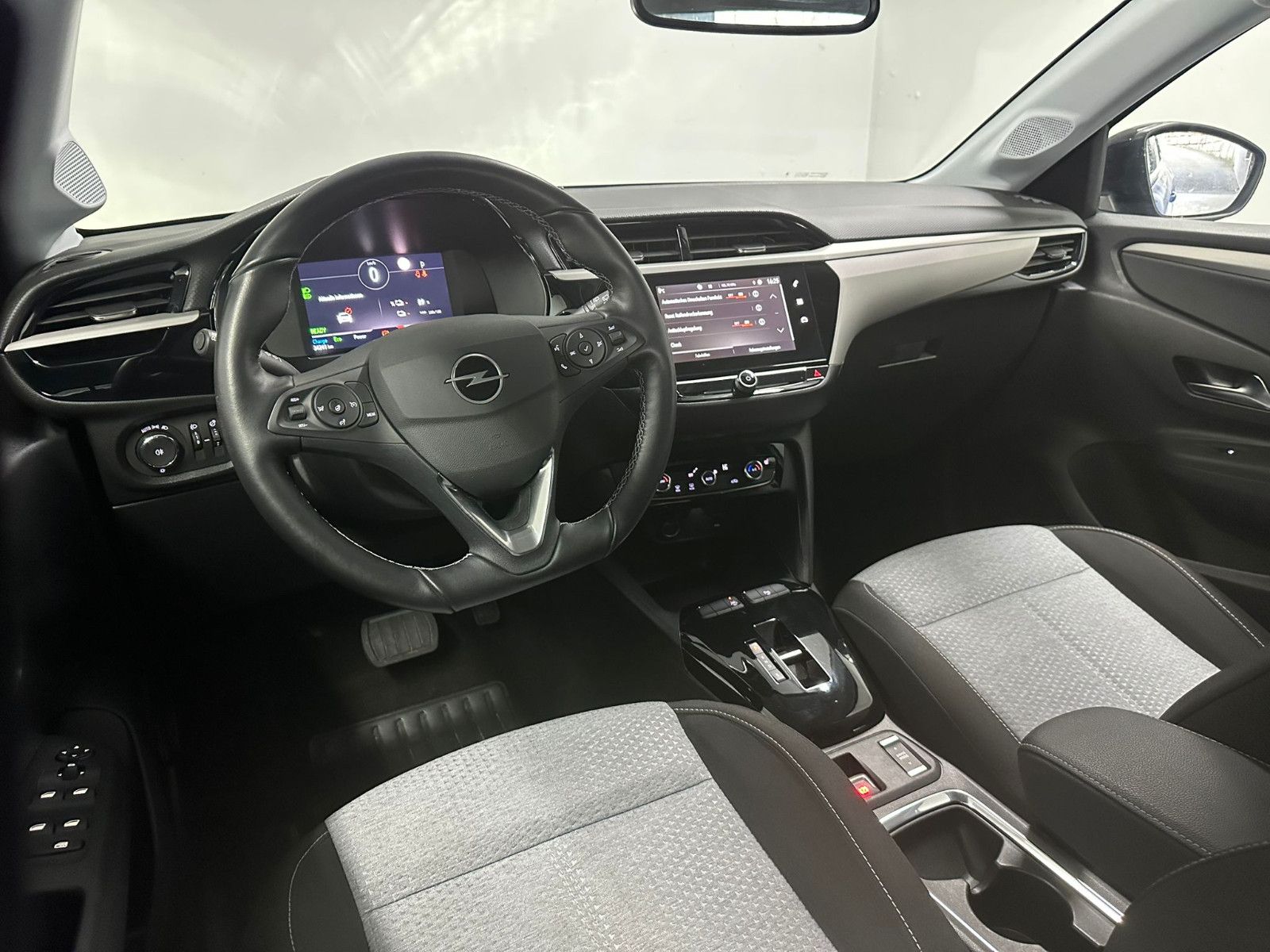 Fahrzeugabbildung Opel Corsa F e Edition*FACELIFT*SH*KLIMA*LED