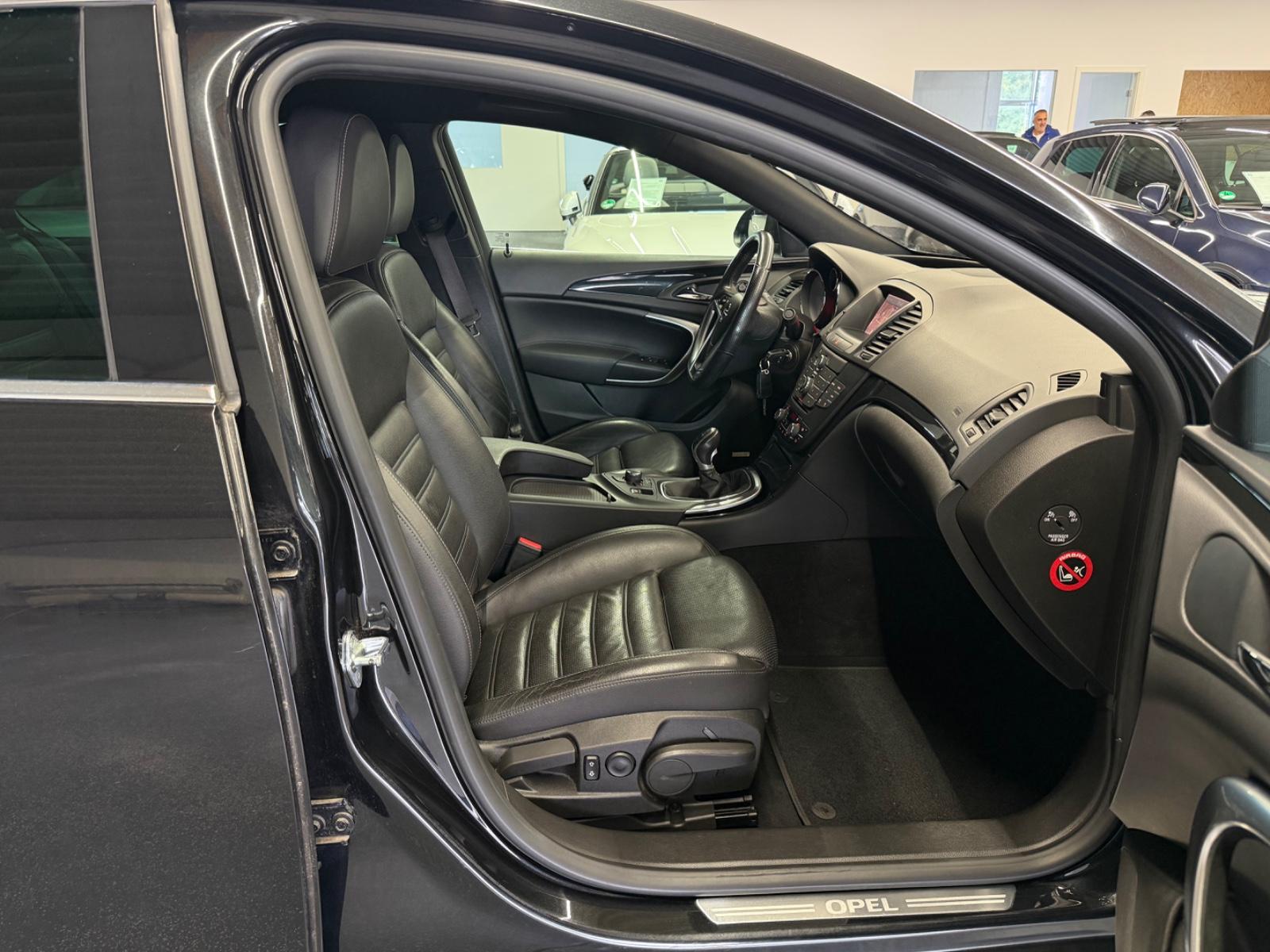 OPEL INSIGNIA 2.0 CDTI 160ch OPC-LINE BVM Pack sport Sièges chauffants cuir