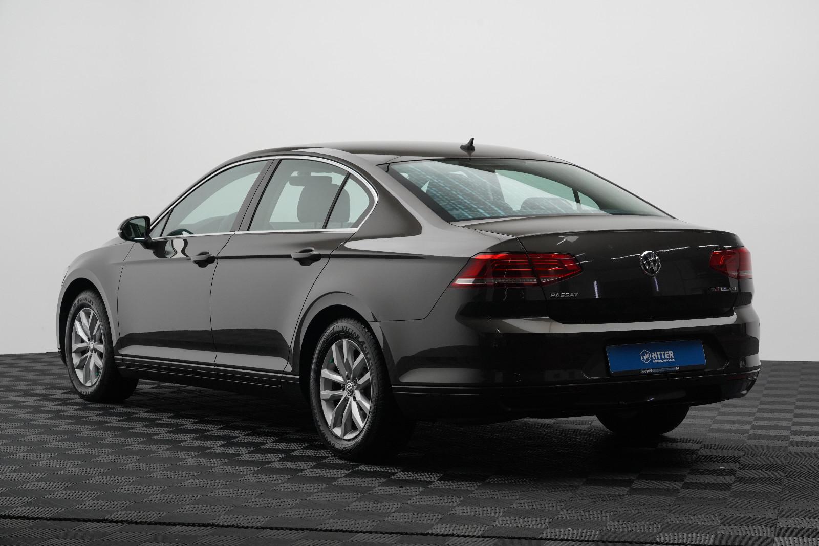 Volkswagen Passat Lim. 1.4 SHZ NAVI GJR Keyless PDC