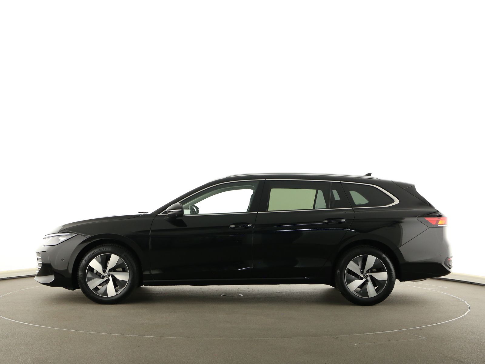 Volkswagen Passat Variant - Bild 8