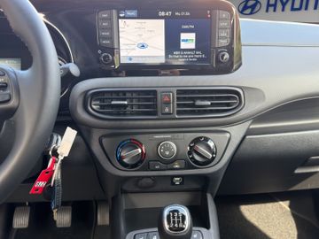 Hyundai i10 1.2 INTRO -NAVI-PDC-KAMERA-SITZHZG.+WR