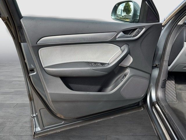 Q3 1.4 TFSI design ALLW AHK NAVI XENON