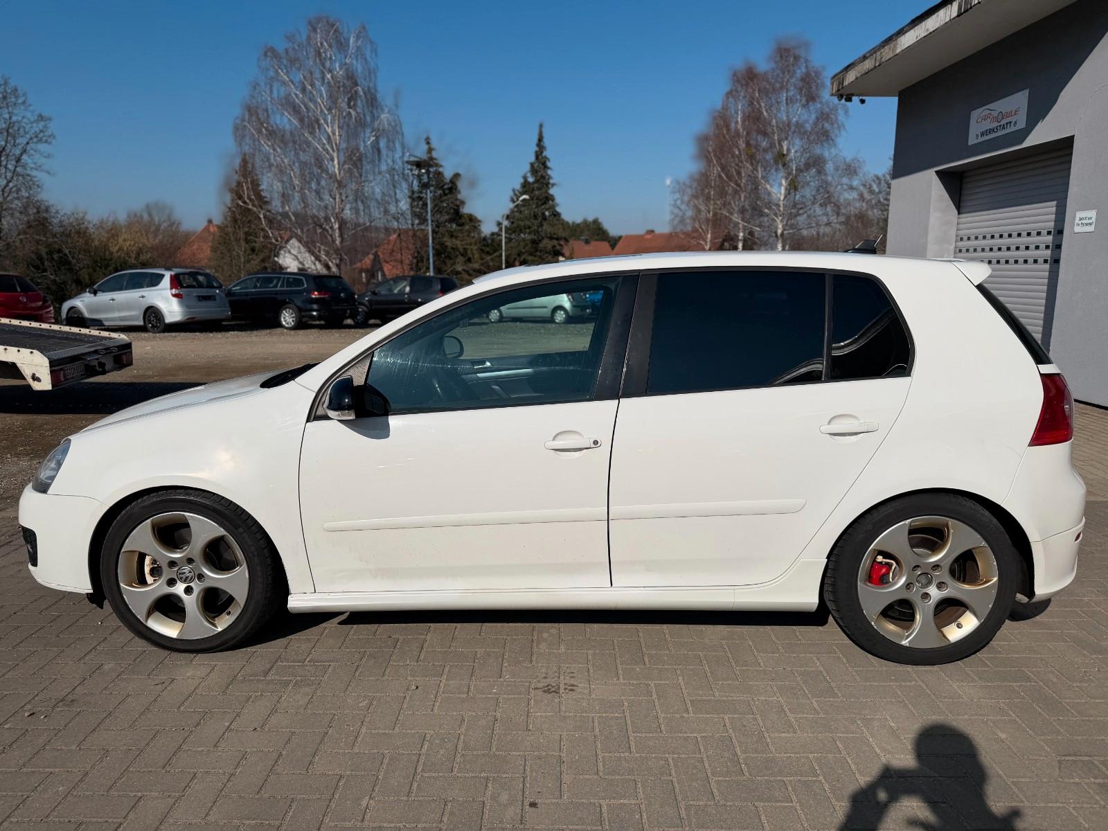 Volkswagen Golf V Lim. GTI 2.0*TEMPOMAT*KLIMA*SHZ*SD*