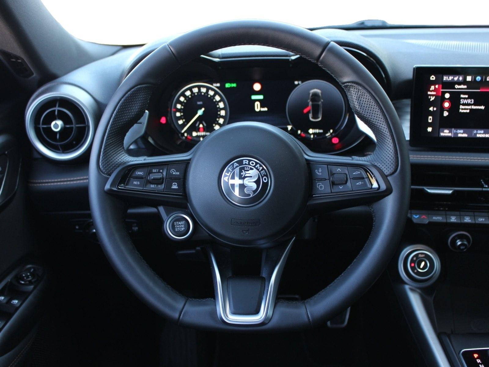 Alfa Romeo Tonale Veloce Plug-In-Hybrid AWD, миниатюра 15