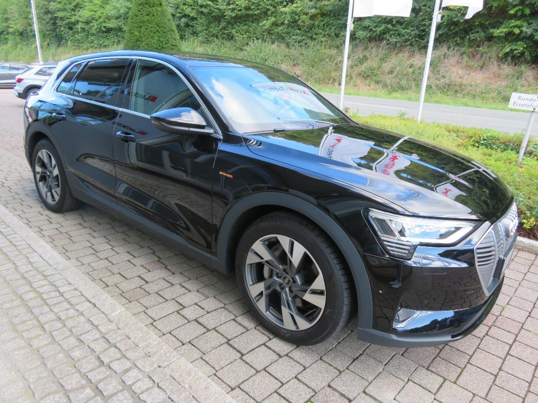 Audi e-tron, миниатюра 3