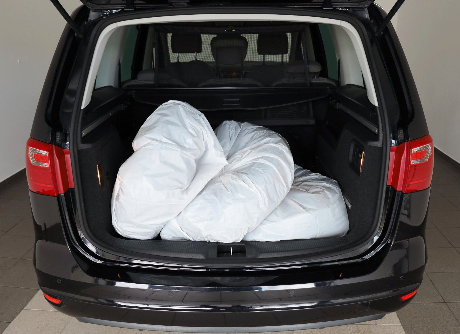 Fahrzeugabbildung SEAT Alhambra Style,Navi,Kamera,Panorama,DAB ,SH, +WR