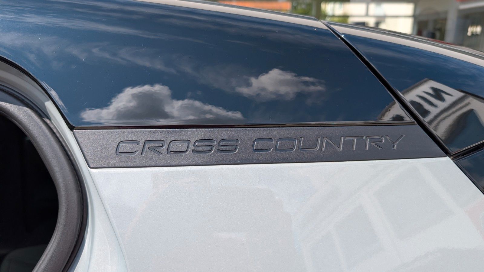 Fahrzeugabbildung Volvo EX30 CC Cross Country AWD | PANO | Performance