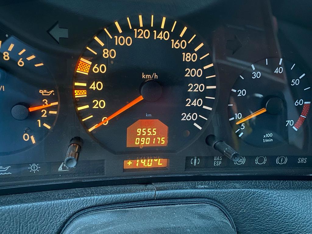 Mercedes-Benz SL 600