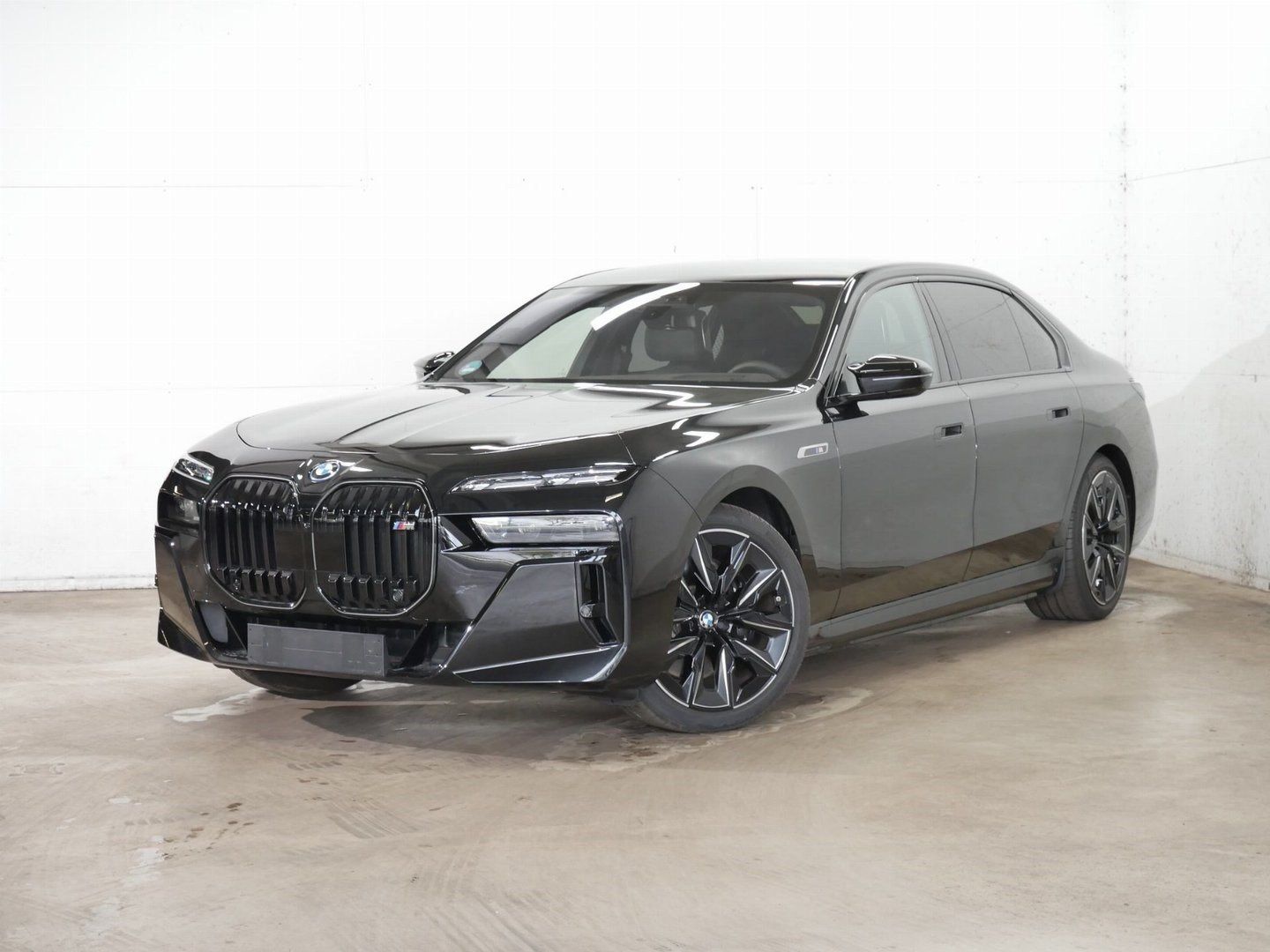 BMW i7 M70 xDrive M Sport 21 TV Massage Skylg. B&W foto 2