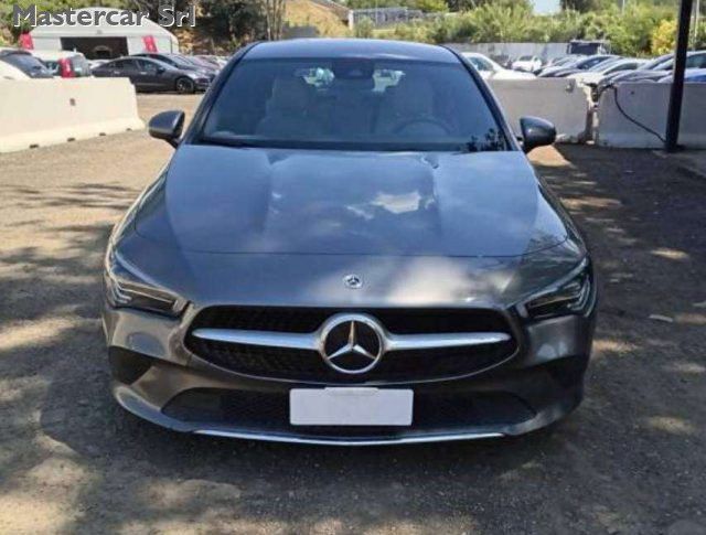 Mercedes-Benz MERCEDES-BENZ CLA 180 CLA Shooting Brake Sport P imagem 2