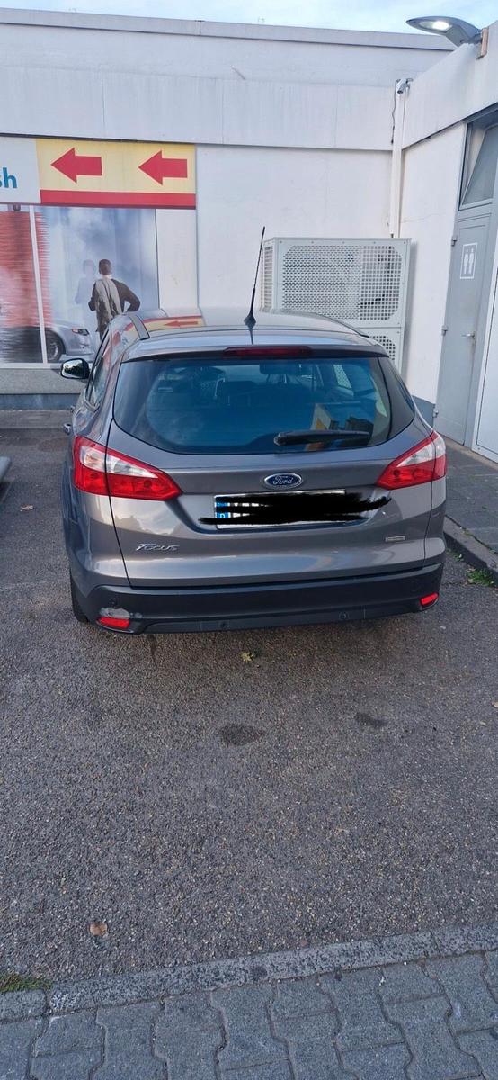 Ford Focus 2014 — photo 5