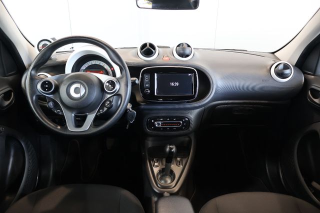 Smart ForFour EQ NAVI+PDC+SITZHZG+PDC+ALU