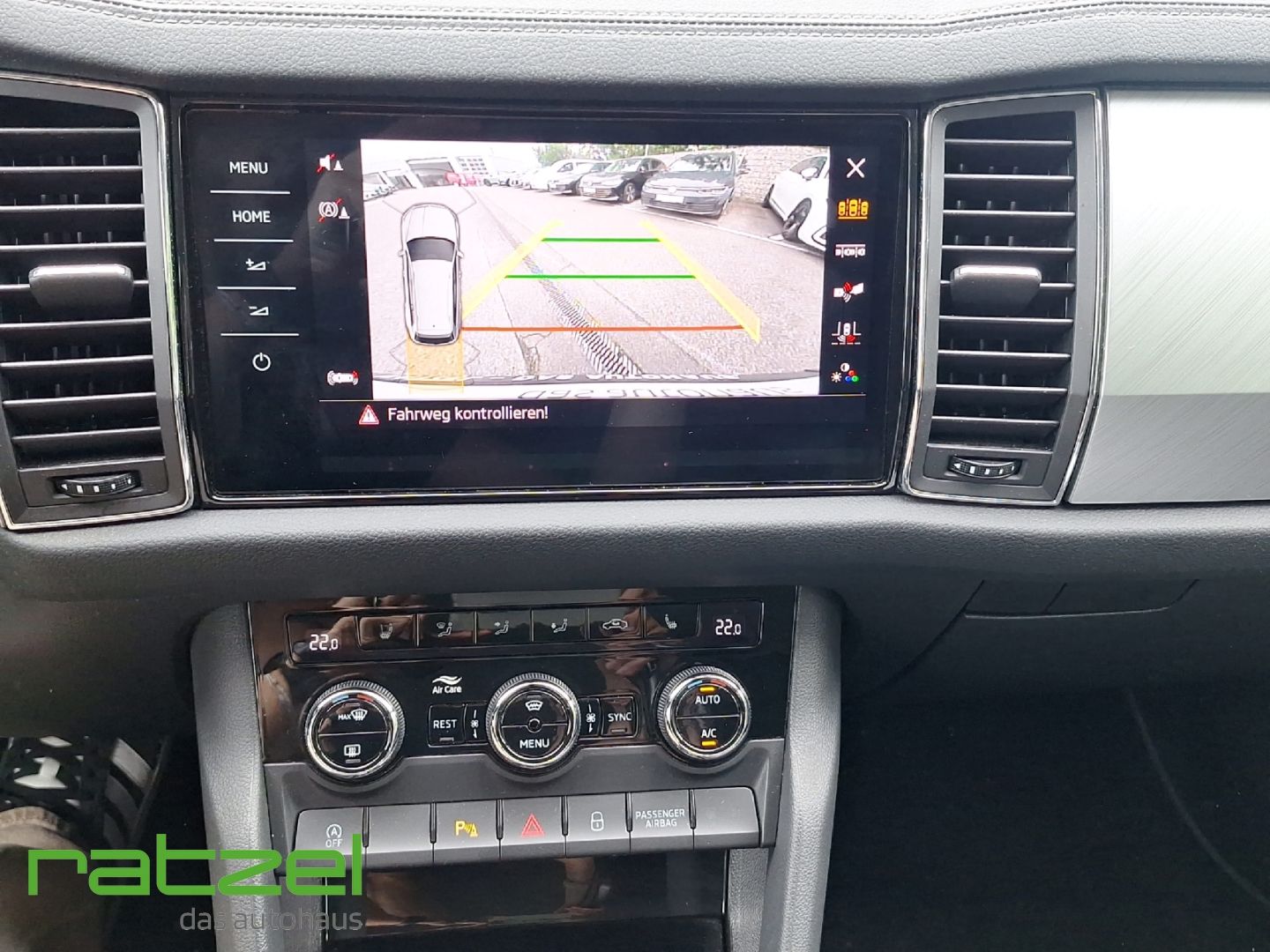 Fahrzeugabbildung SKODA Kodiaq 4x4 Ambition 2.0 TDI DSG AHK Navi Kamera
