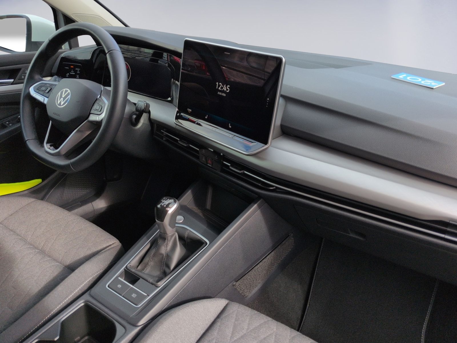 Golf VIII Variant 1.5 TSI Life AHK+APP+NAVI+SHZ