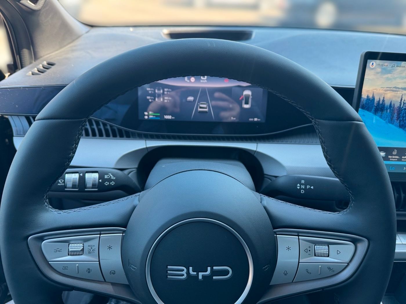 BYD DOLPHIN