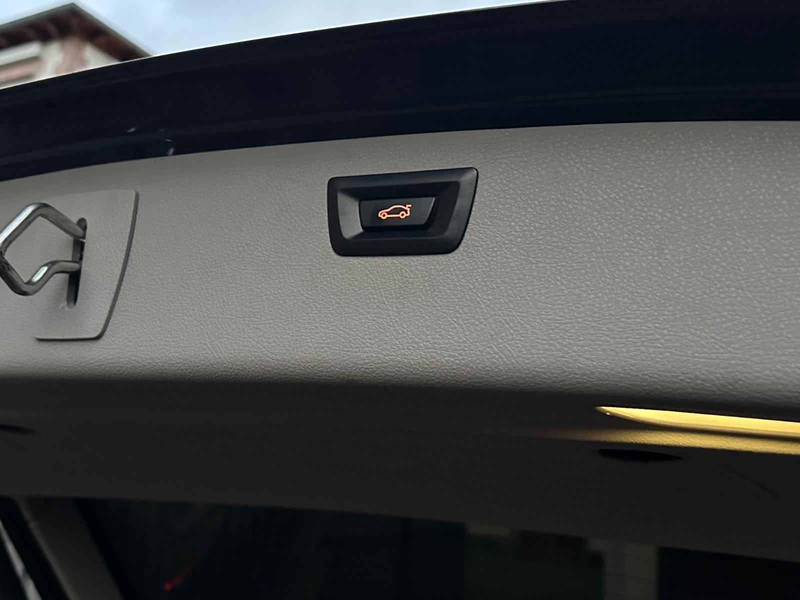 BMW 320 2013 — photo 14