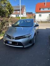 Toyota Auris Cool 1,33-l-Dual-VVT-i Cool - Toyota Auris Gebrauchtwagen in Stuttgart