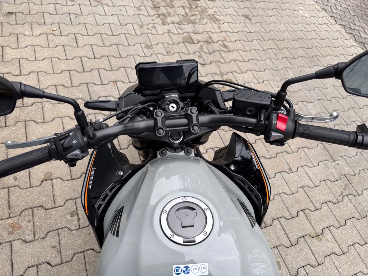 Fahrzeugabbildung Honda CB 500 F Griffheizung