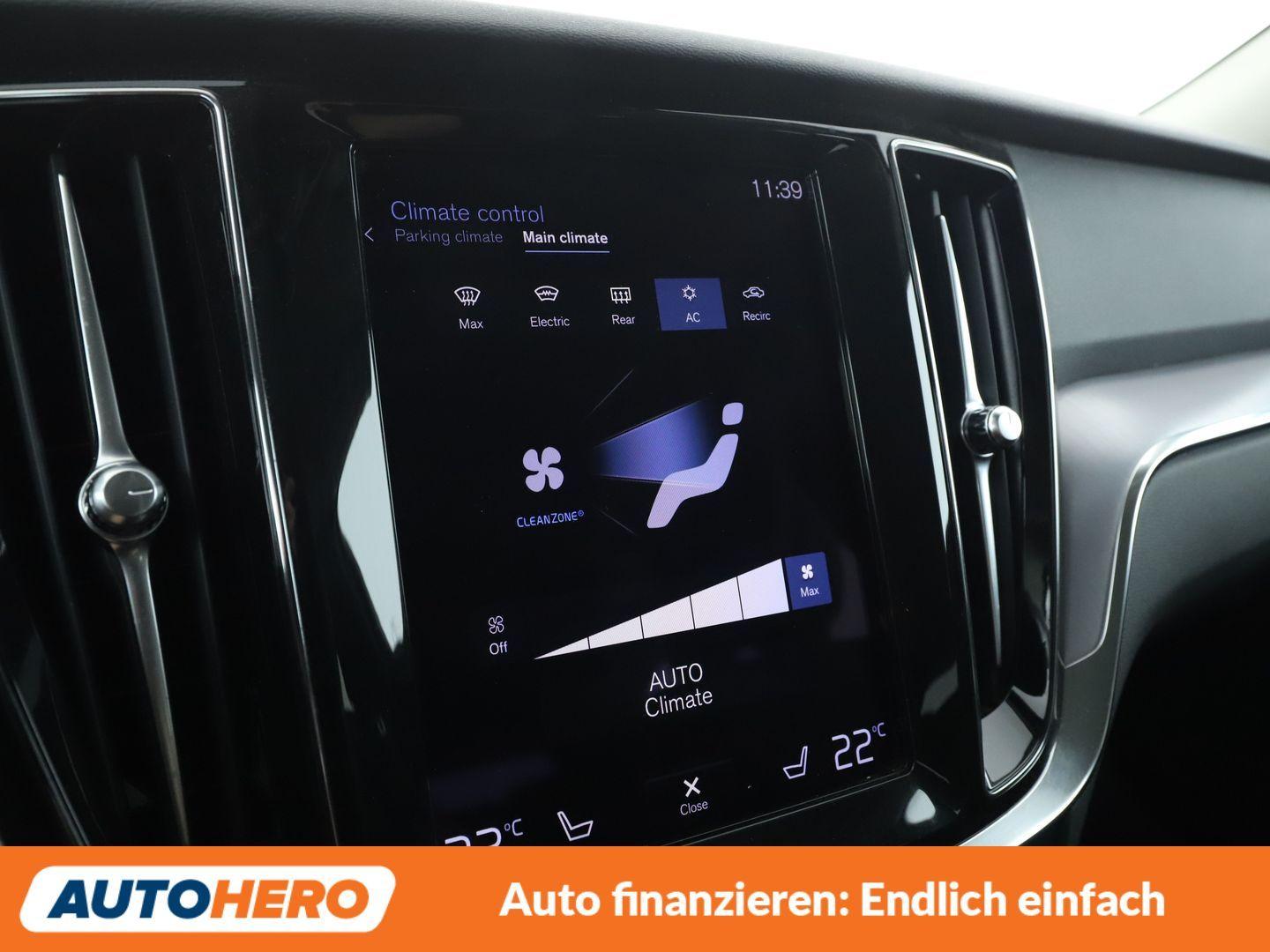 Volvo V60 2.0 D3 Momentum Pro Aut.*NAVI*LED*TEMPO*