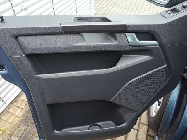 Fahrzeugabbildung Volkswagen T6 Multivan TDI Trendl. Standhzg Navi Climatroni