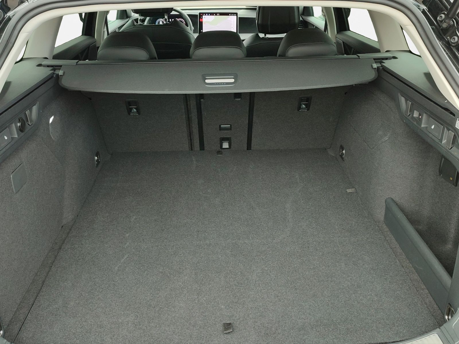 Volkswagen Passat Variant - Bild 14