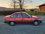 Opel Kadett E 1.6i Stufenheck Automatik Oldtimer - Opel Kadett: 1.6