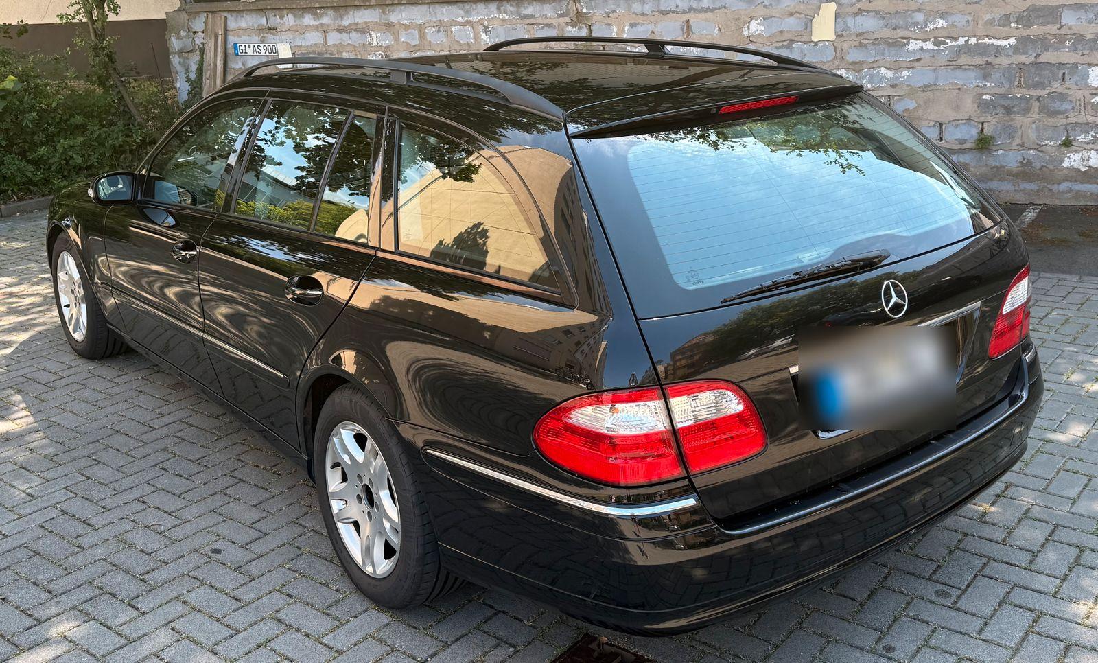 Mercedes-Benz E200 2004 — photo 5
