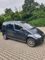 Mercedes-Benz Mercedes Vito Baujahr 2003 - Mercedes-Benz Vito mit Benzin-Antrieb