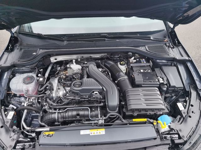 Golf 8 Variant 1.5 eTSI OPF Style 7-Gang-DSG