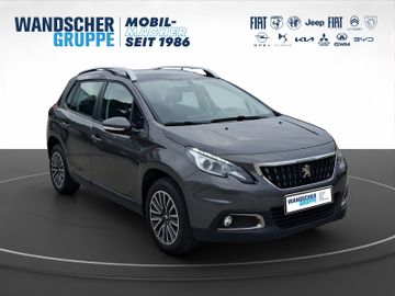 Peugeot 2008 Active 1.2 PureTech 110 Kam.+Pano+SHZ+PDC