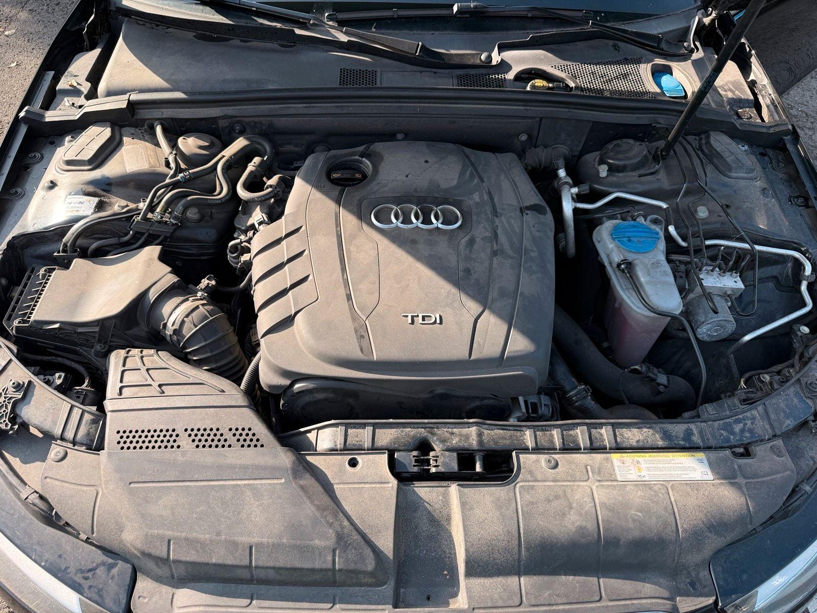 Audi A4 2012 — photo 13