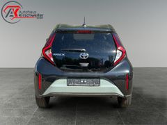 TOYOTA Aygo X Teamplayer