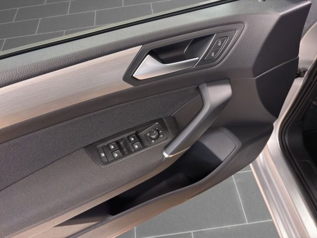Volkswagen Touran - Bild 14