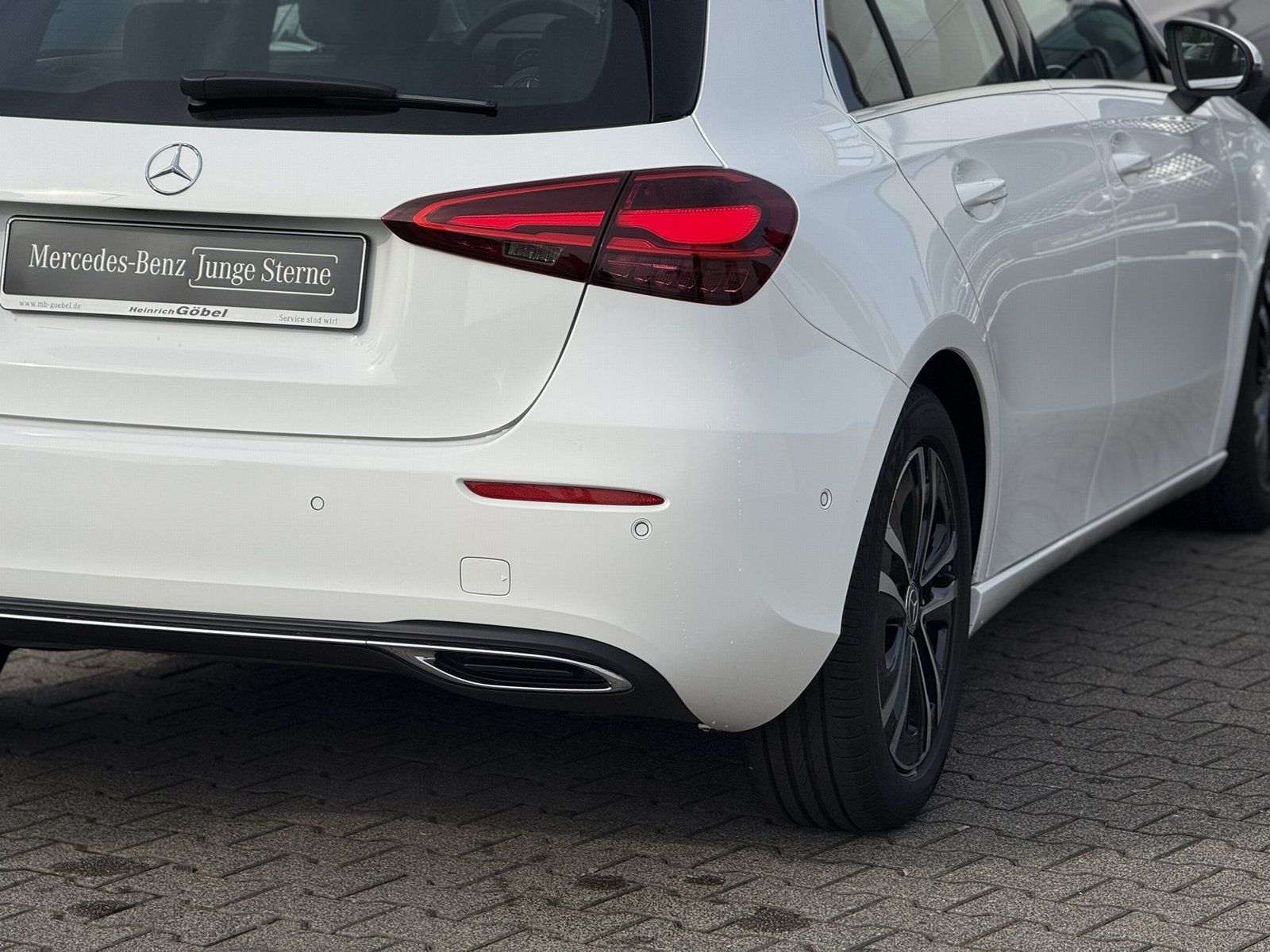 Fahrzeugabbildung Mercedes-Benz A 180 Progressive*KAMERA*LED*SPURHALTE*LENKRADHE