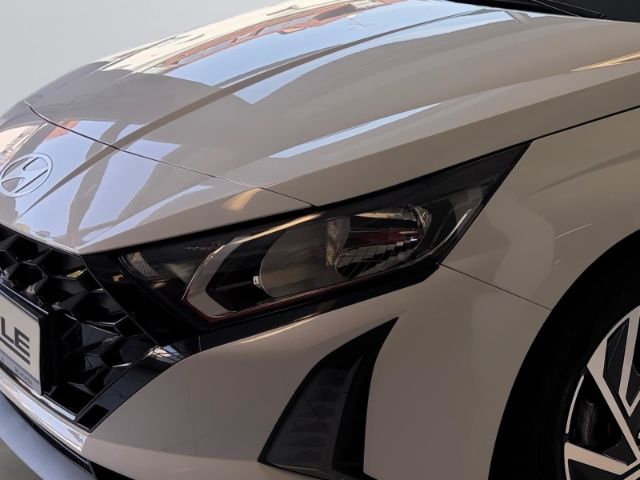 Fahrzeugabbildung Hyundai i20 Trend Navi Digitales Cockpit Apple CarPlay A