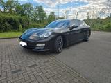 Porsche Panamera 4 - Porsche Panamera mit Schiebedach