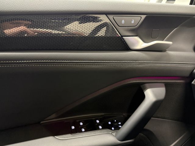 Tayron Life 1.5 eTSI DSG 7-SITZER AHK MATRIX-LED